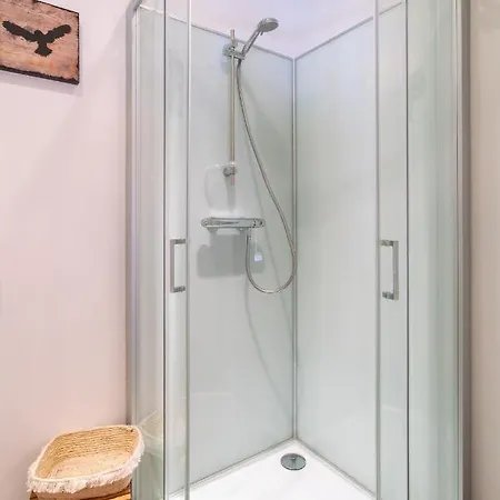 Le Vieux Nayeu بيت ضيافة