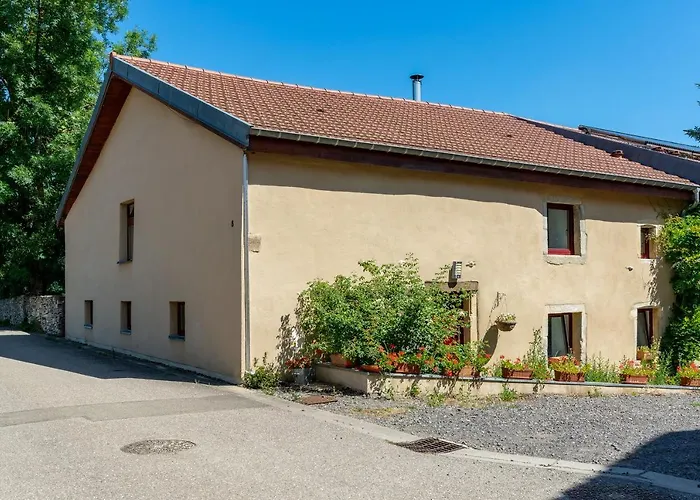 Le Vieux Nayeu Raville